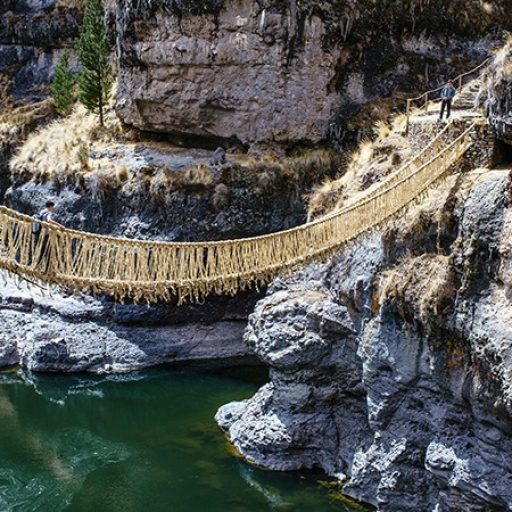 Foto-3-Bridge-Qeswachaka-quechua-communities-Cuzco.